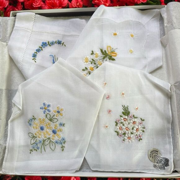 Marshall Field Handkerchiefs Box Of 4 NOS 1978 Switzerland Made - Picture 1 of 7